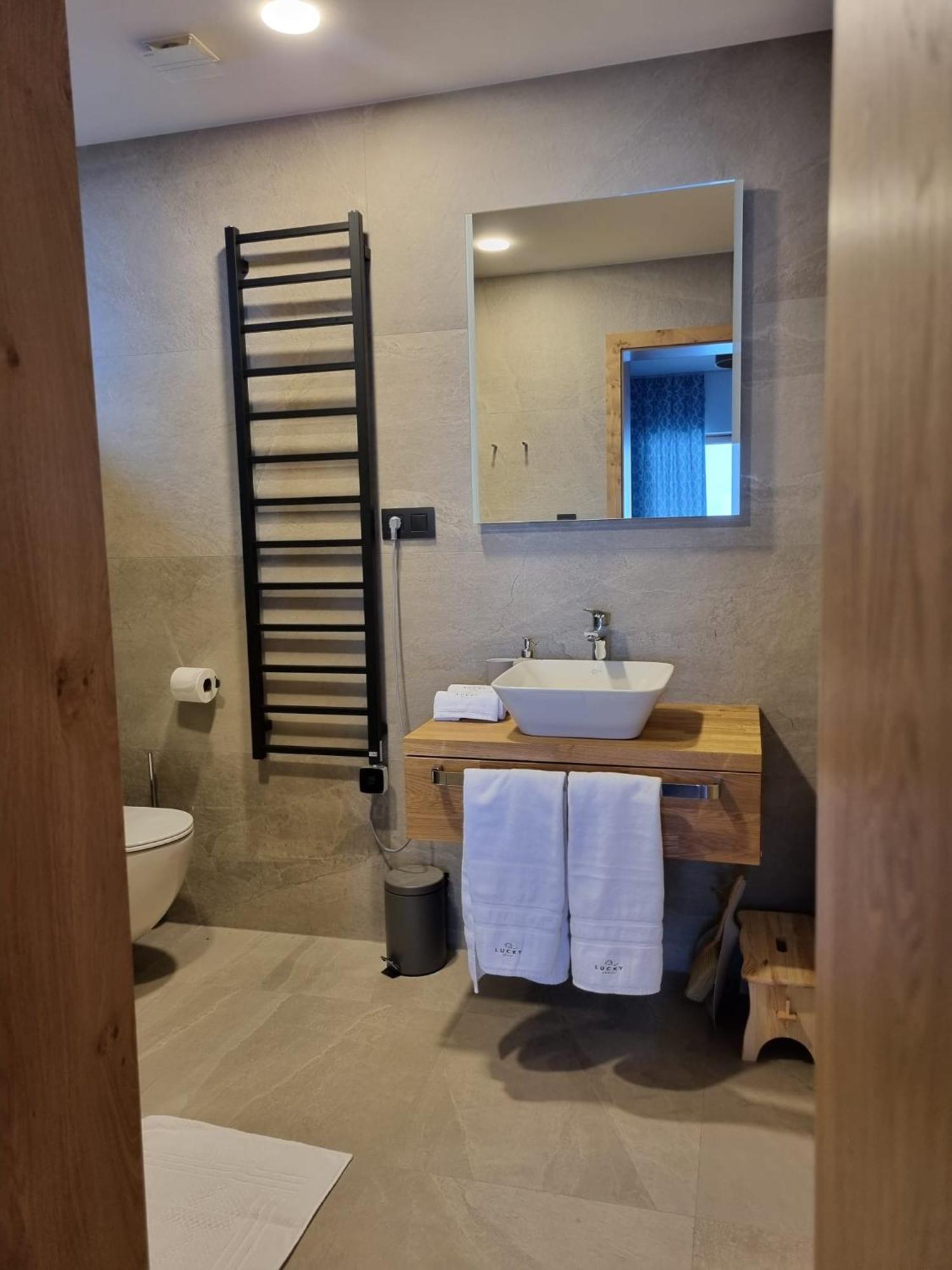 Lucky Chalet Jasna Luxury Apartment ديمانوفْشكا دولِنا المظهر الخارجي الصورة